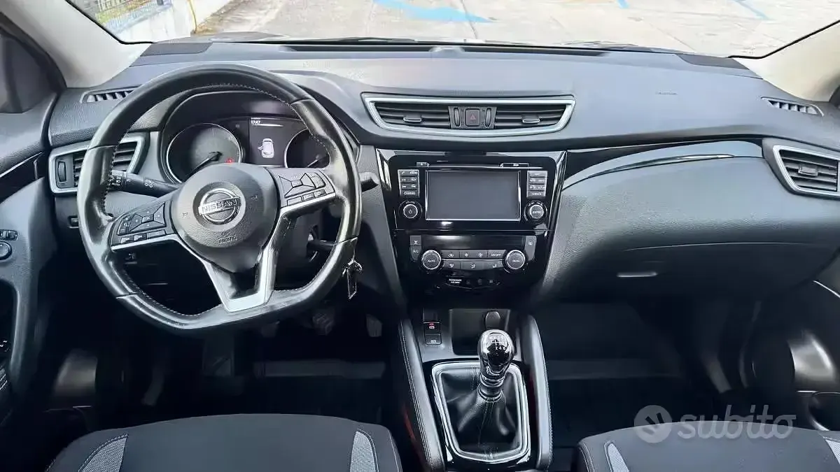 Usata Nissan Qashqai 116 CV (85 kW) 2018 Grigio SUV