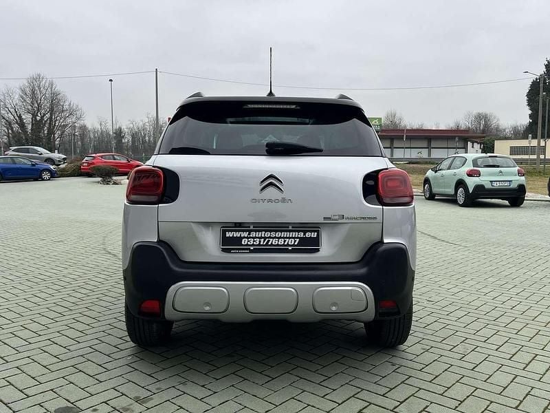 Usado Citroën C3 Aircross Shine 102 HP (75 kW) 2020 Preto SUV
