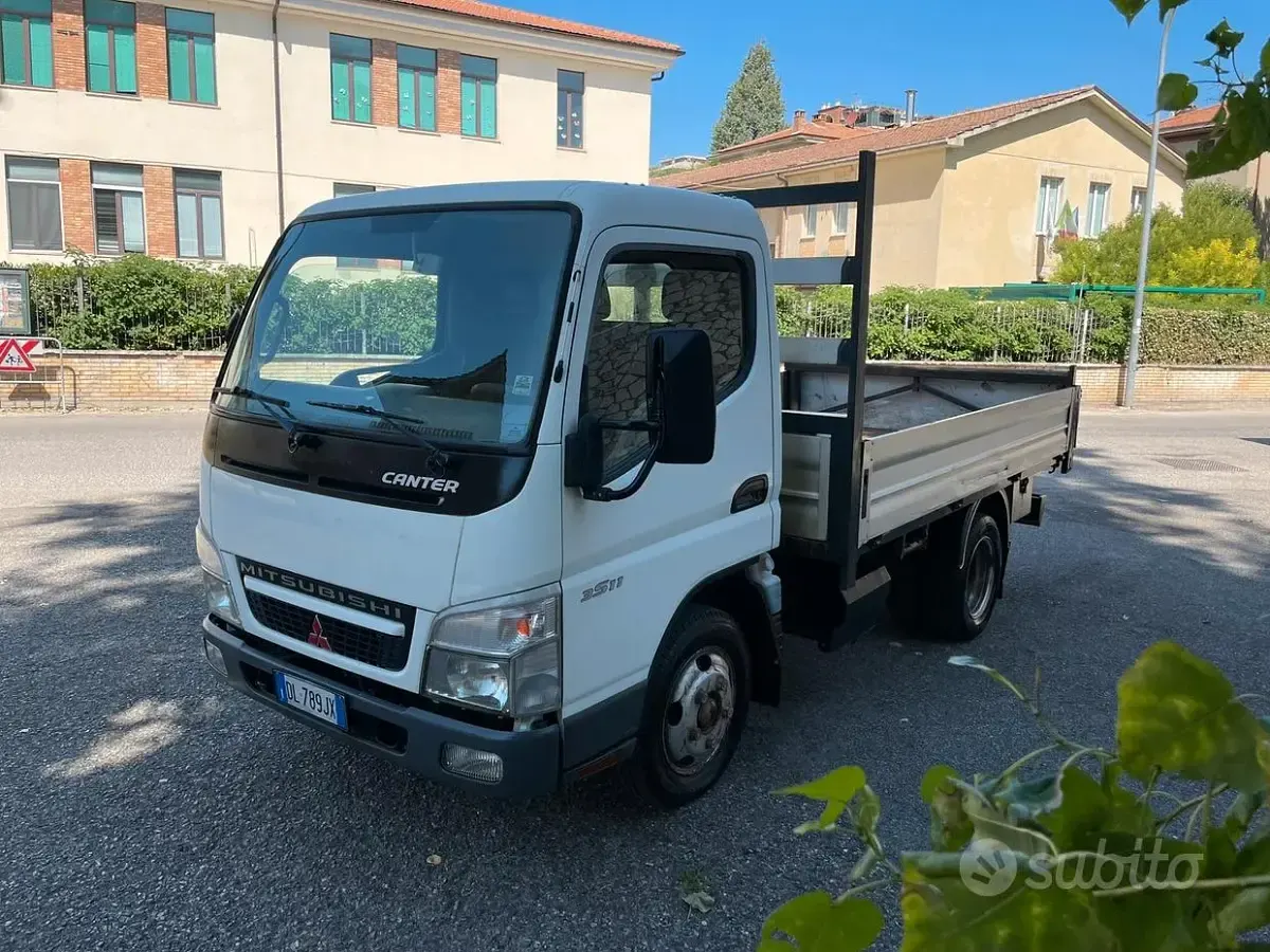 Usata Mitsubishi Canter 110 CV (80 kW) 2008 Bianco