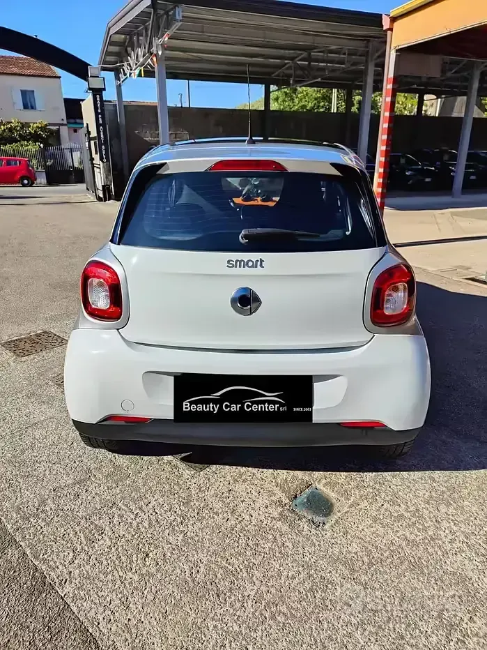 Occasion Smart ForFour Passion 71 ch (52 kW) 2015 Blanc Citadine
