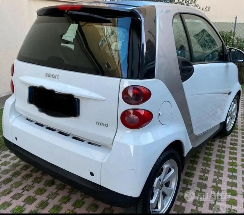 Usata Smart ForTwo Coupé 54 CV (39 kW) 2013 Utilitaria