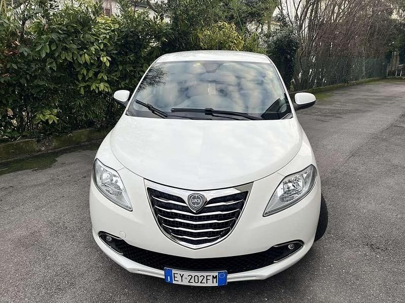 Usata Lancia Ypsilon S 95 CV (69 kW) 2014 Utilitaria