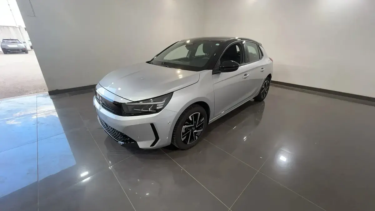 Usata Opel Corsa S 101 CV (74 kW) 2025 Silver/tetto nero Utilitaria