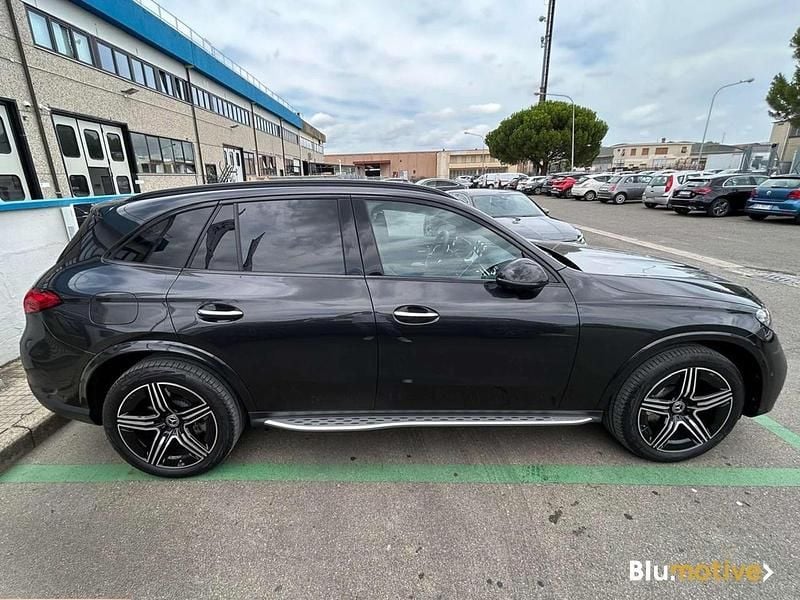 Usata Mercedes GLC300e AMG Line Premium Plus 197 CV (144 kW) 2023 Nero Station wagon