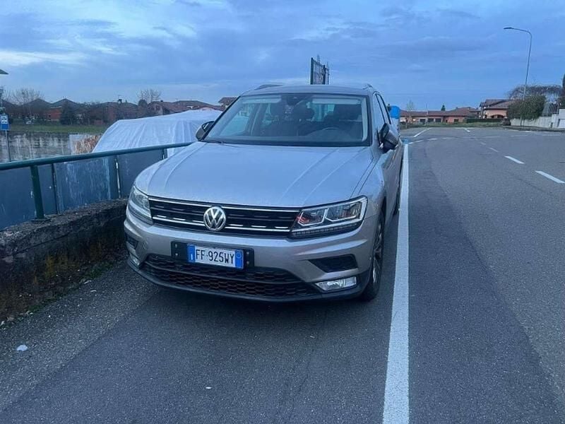 Usata VW Tiguan Business 116 CV (85 kW) 2016 Grigio SUV
