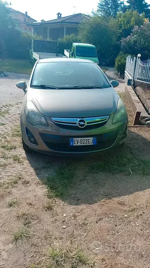 Usata Opel Corsa 85 CV (62 kW) 2014 Utilitaria