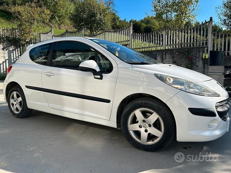 Usata Peugeot 207 2006 Bianco Berlina