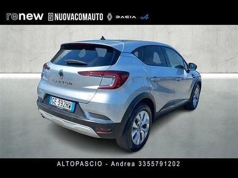 Usata Renault Captur Intens 101 CV (74 kW) 2021 Argento SUV