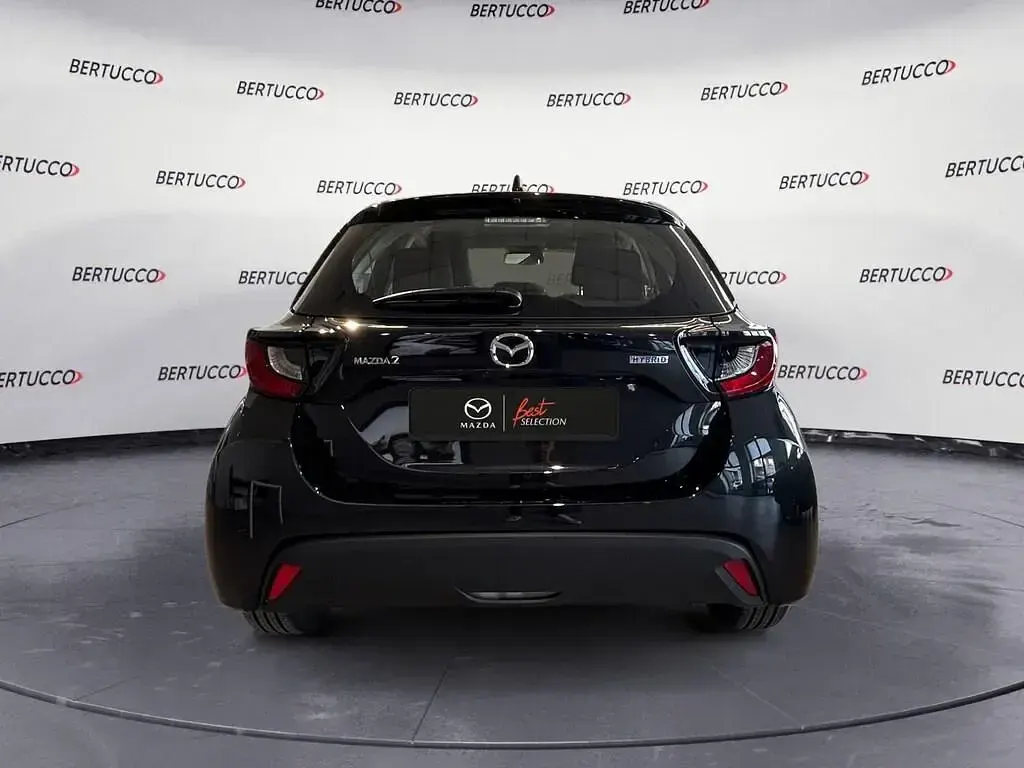 Nuova Mazda 2 116 CV (85 kW) 2026 Opera black Utilitaria