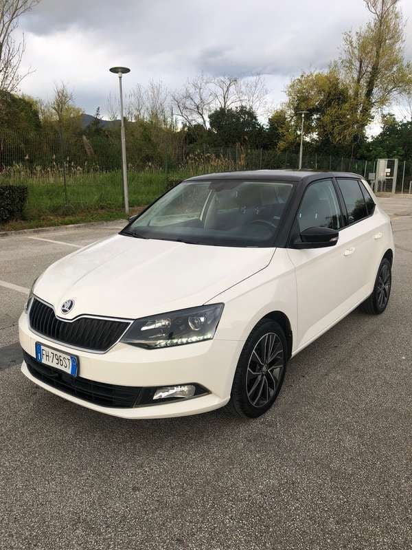 Usata 2017 Skoda Fabia Design Edition Tre volumi | 7000 € (Ottimo prezzo) - Immagine 1/4