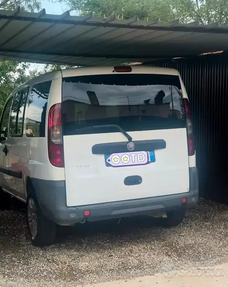Usata Fiat Doblò 69 CV (50 kW) 2008 Bianco Monovolume