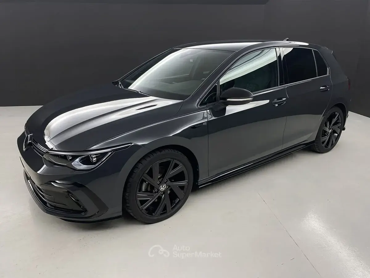 Usata VW Golf VIII R-line 190 CV (139 kW) 2024 Gray Berlina