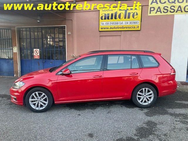 Usata VW Golf VII Business 115 CV (84 kW) 2019 Rosso Station wagon