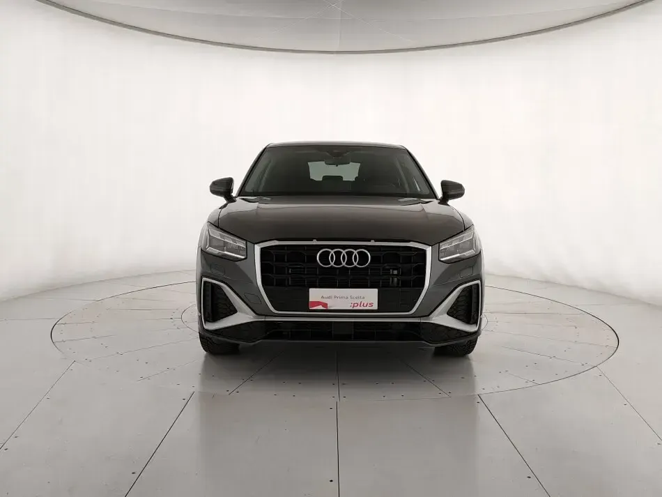 Usata Audi Q2 S-Line 150 CV (110 kW) 2025 Grigio SUV