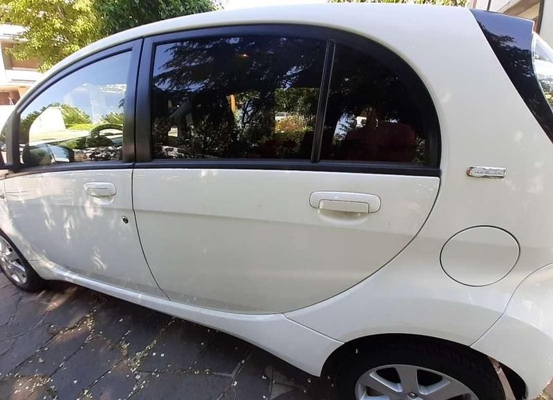 Usata Citroën C-zero Attraction 35 kW (48 CV) 2013 Bianco Utilitaria