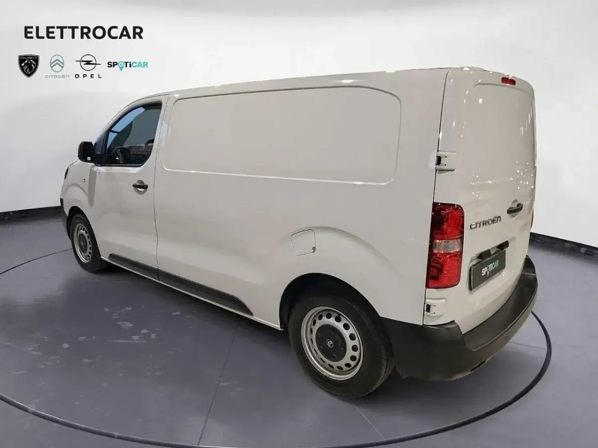 Usata Citroën Jumpy 144 CV (105 kW) 2024 Bianco Monovolume