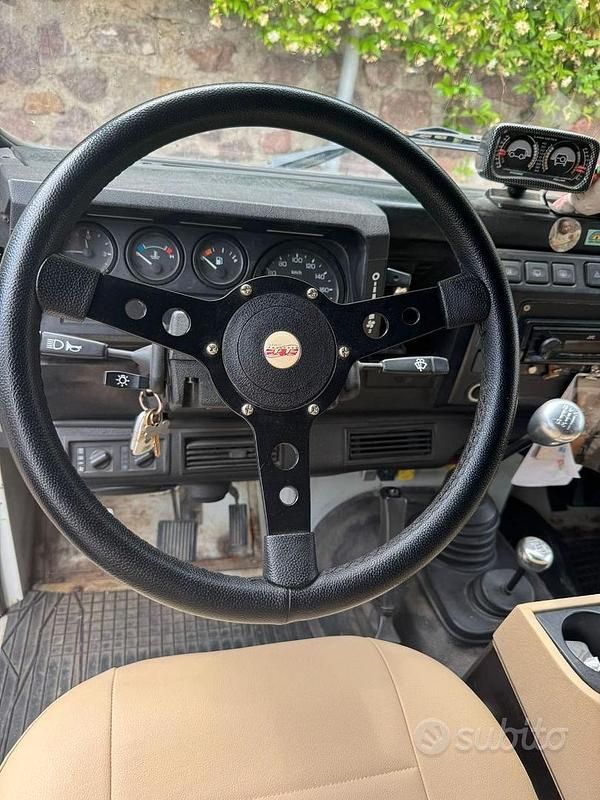 Usata Land Rover Defender 2006 Bianco SUV