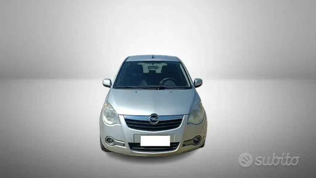 Usata Opel Agila 65 CV (47 kW) 2008 Grigio Utilitaria