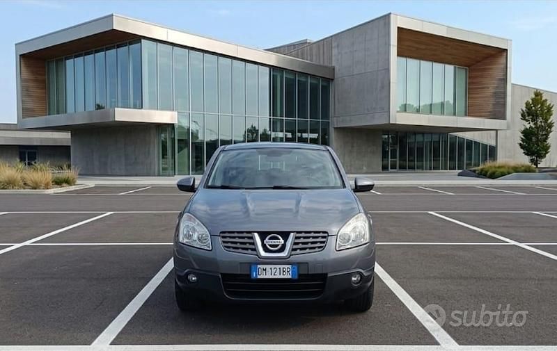 Usata Nissan Qashqai Acenta 117 CV (86 kW) 2007 Grigio SUV