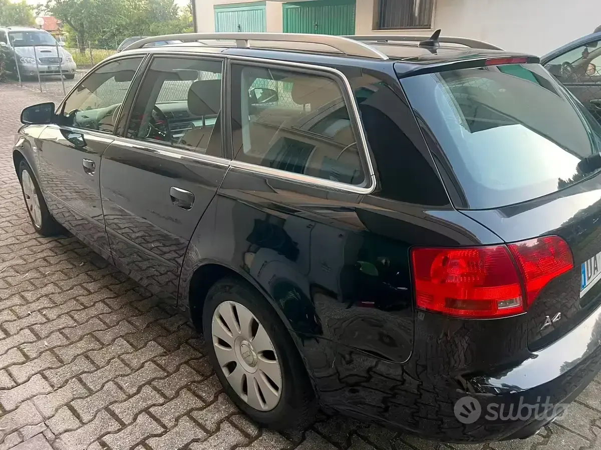 Usata Audi A4 140 CV (102 kW) 2006 Bluazzurro Station wagon