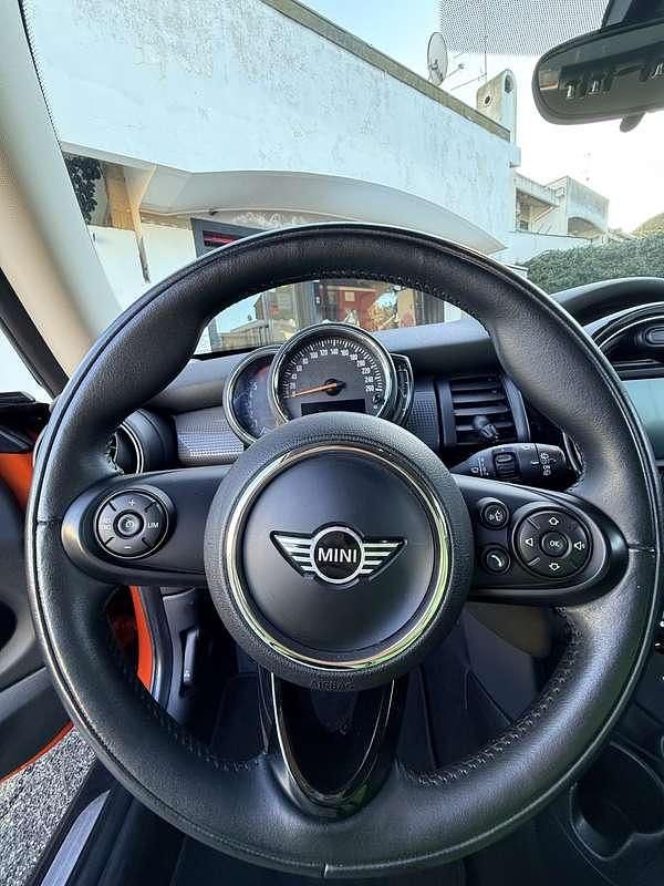 Usata Mini Cooper D Business 116 CV (85 kW) 2020 Utilitaria