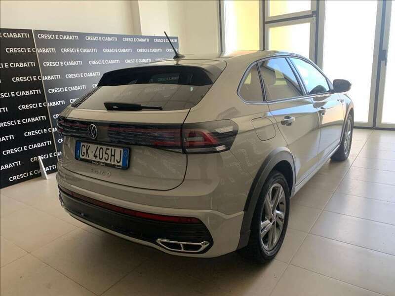 Usata VW Taigo R-line 150 CV (110 kW) 2022 Beige pastello SUV