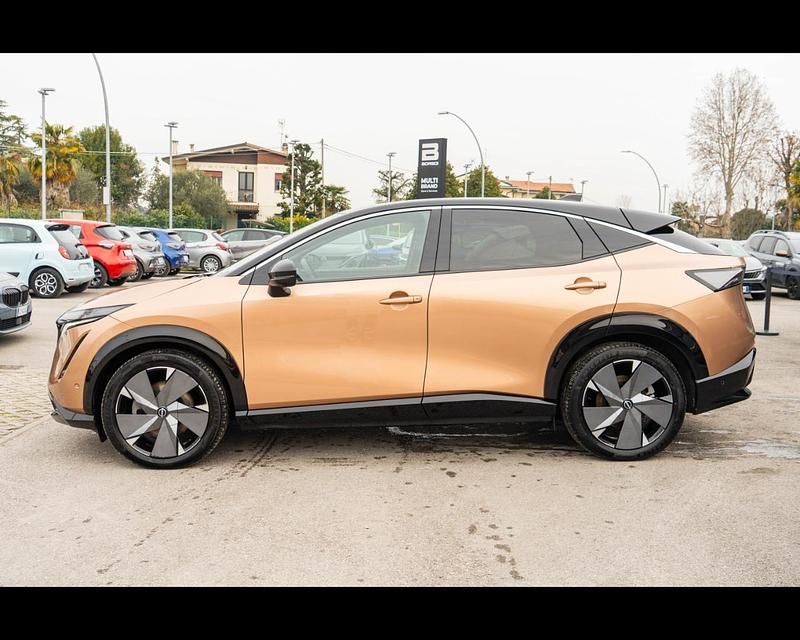 Używany Nissan Ariya Evolve 44 kW (61 KM) 2022 Złoty SUV