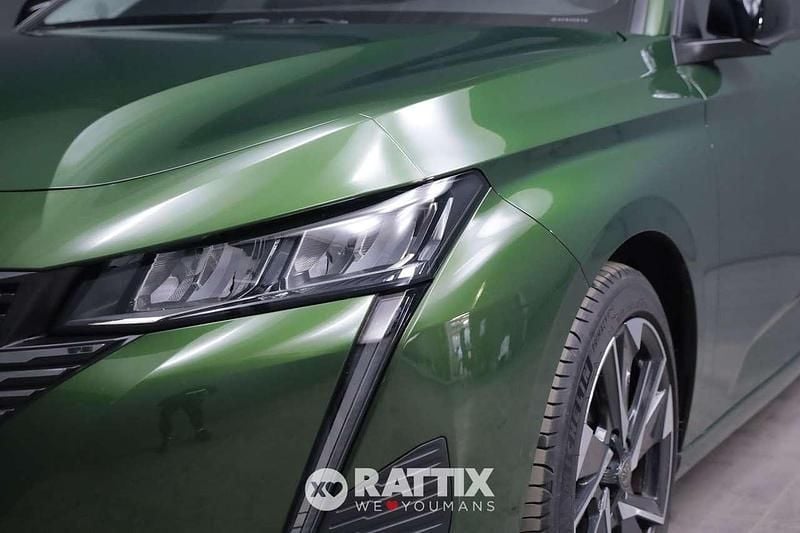 Usata Peugeot 308 Allure 131 CV (96 kW) 2022 Verde olivine Berlina