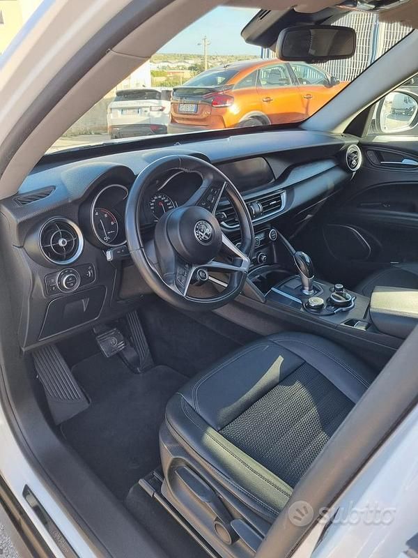 Usata Alfa Romeo Stelvio 210 CV (154 kW) 2018 Bianco SUV