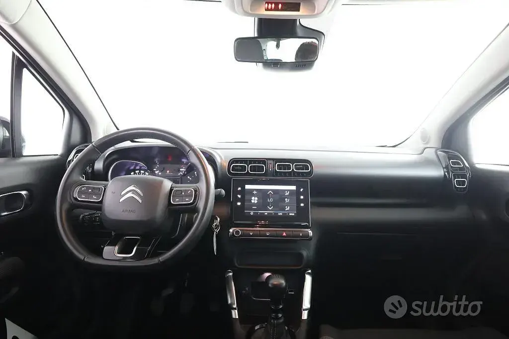 Usata Citroën C3 Aircross PureTech 110 CV (80 kW) 2024 Pearl black SUV