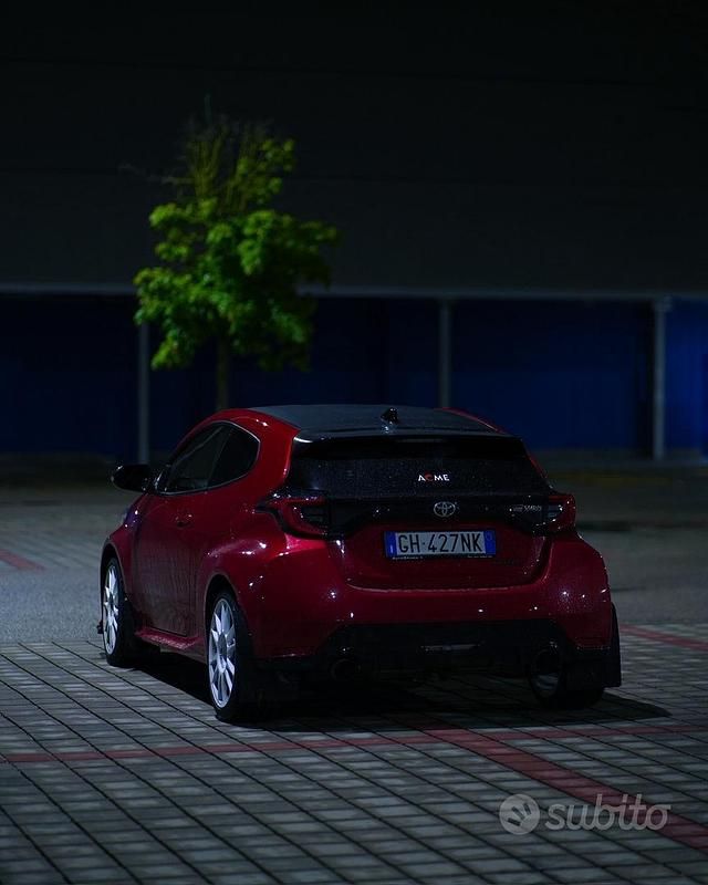 Usata Toyota Yaris 267 CV (196 kW) 2022 Utilitaria