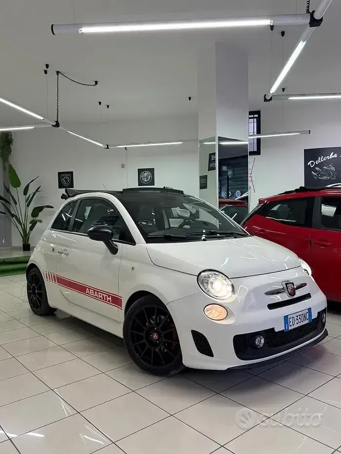Usata Abarth 500C 140 CV (102 kW) 2010 Bianco Cabrio