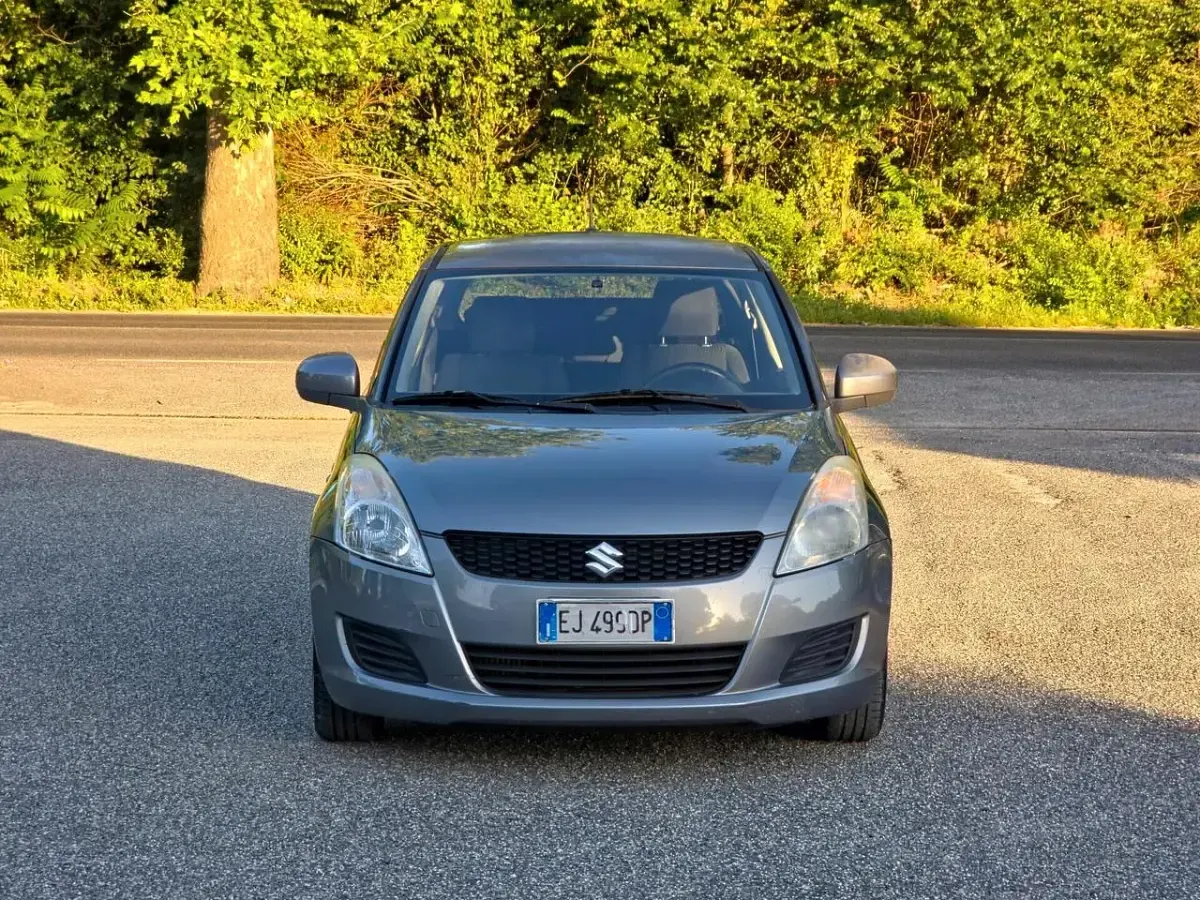 Usata Suzuki Swift GL 75 CV (55 kW) 2011 Grigio Utilitaria