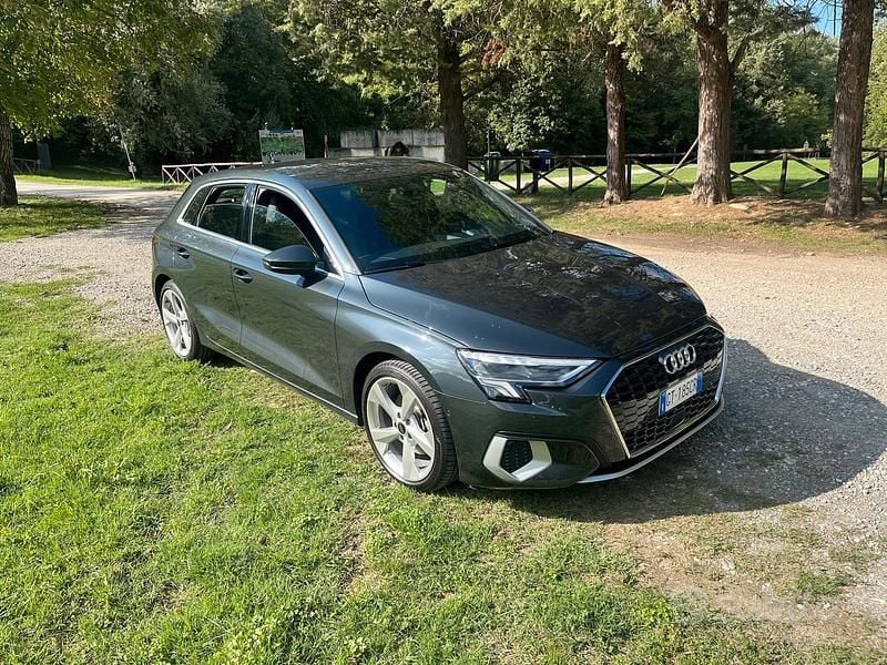 Usata Audi A3 Ambiente 150 CV (110 kW) 2024 Grigio Berlina