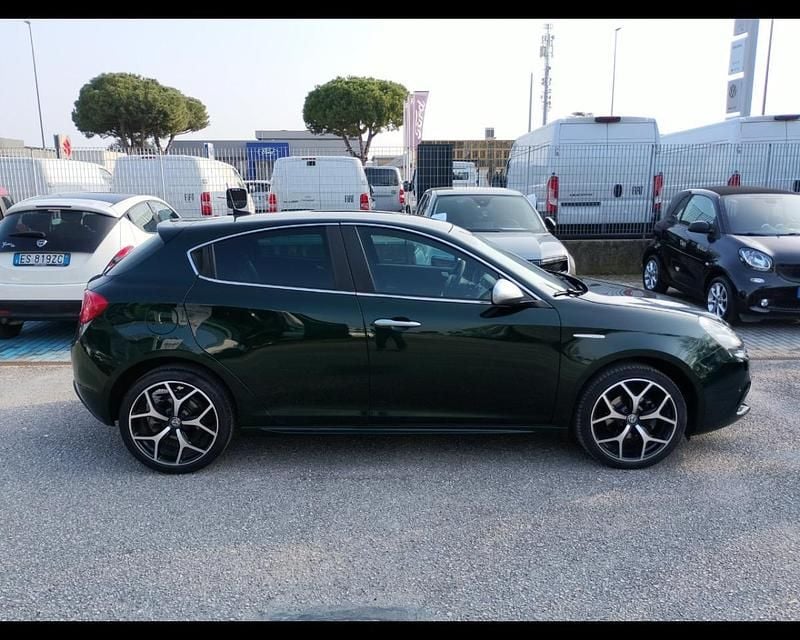 Usata Alfa Romeo Giulietta Super 120 CV (88 kW) 2020 Verde Utilitaria