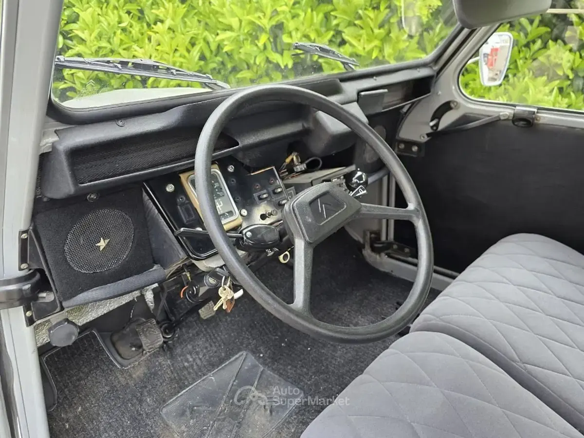 Usata Citroën 2CV 29 CV (21 kW) 1985 Rosso Berlina