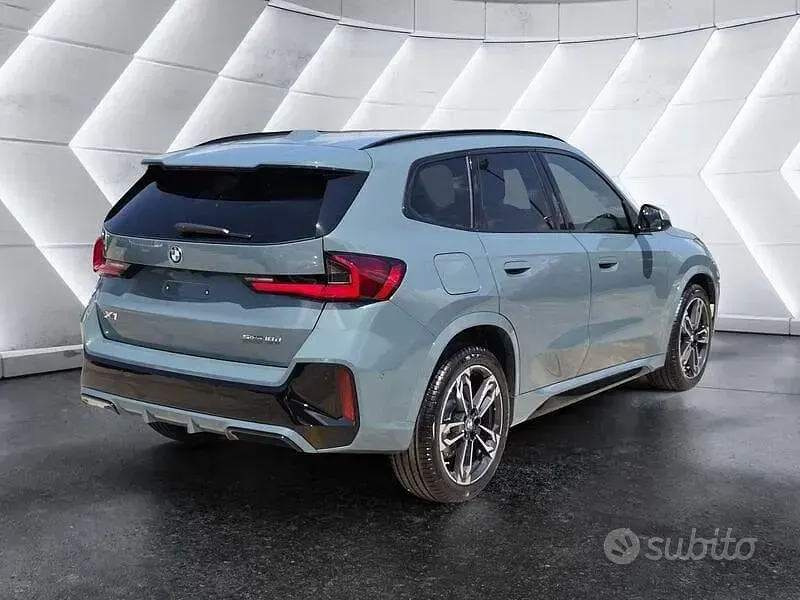 Nuova BMW X1 M Sport 150 CV (110 kW) 2026 Verde SUV