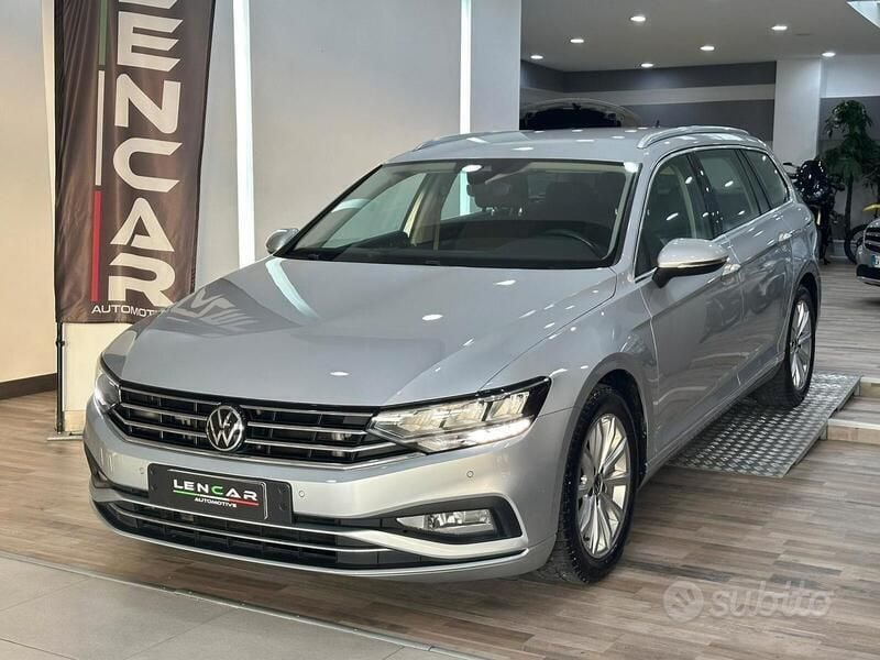 Grigio Usata 2021 VW Passat Business Station wagon | 20.900 € (Buon prezzo) - Immagine 1/4