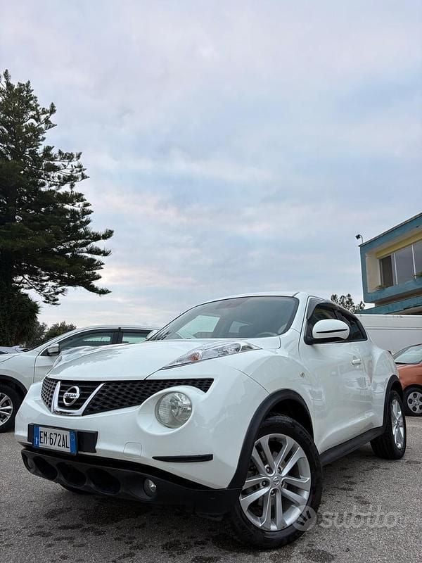 Usata Nissan Juke Tekna 110 CV (80 kW) 2012 Bianco SUV