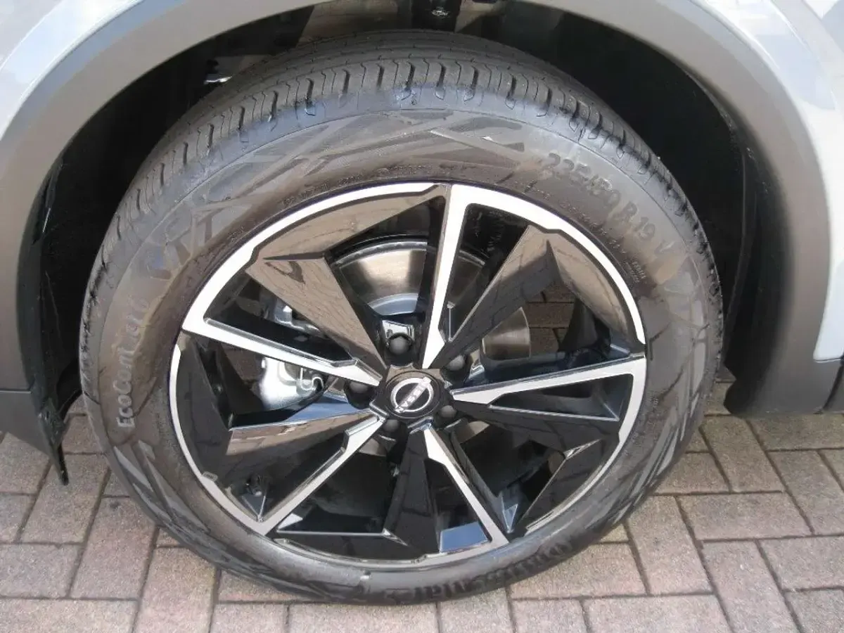 Nuova Nissan Qashqai Tekna 158 CV (116 kW) 2026 Ceramic grey SUV