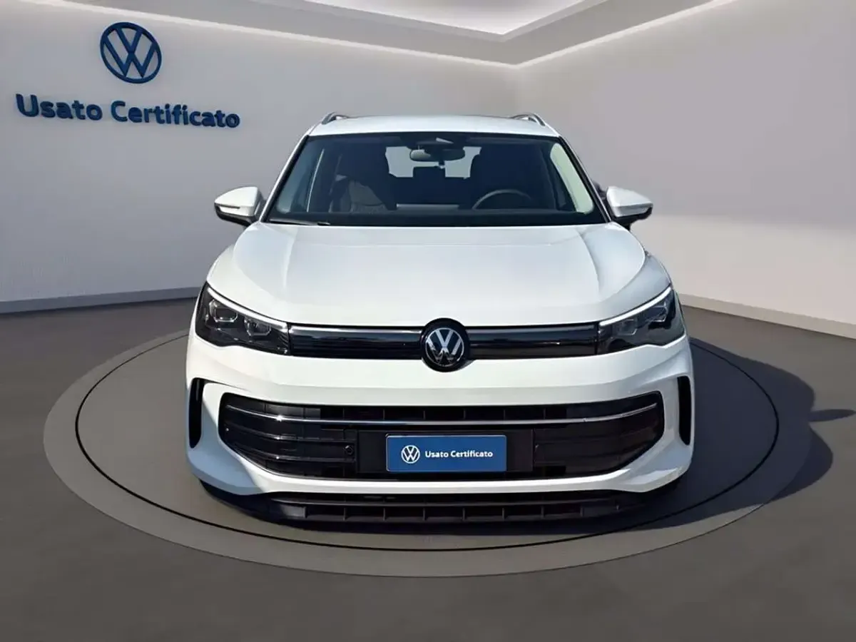 Nuova VW Tiguan Edition 150 CV (110 kW) 2026 Bianco puro SUV
