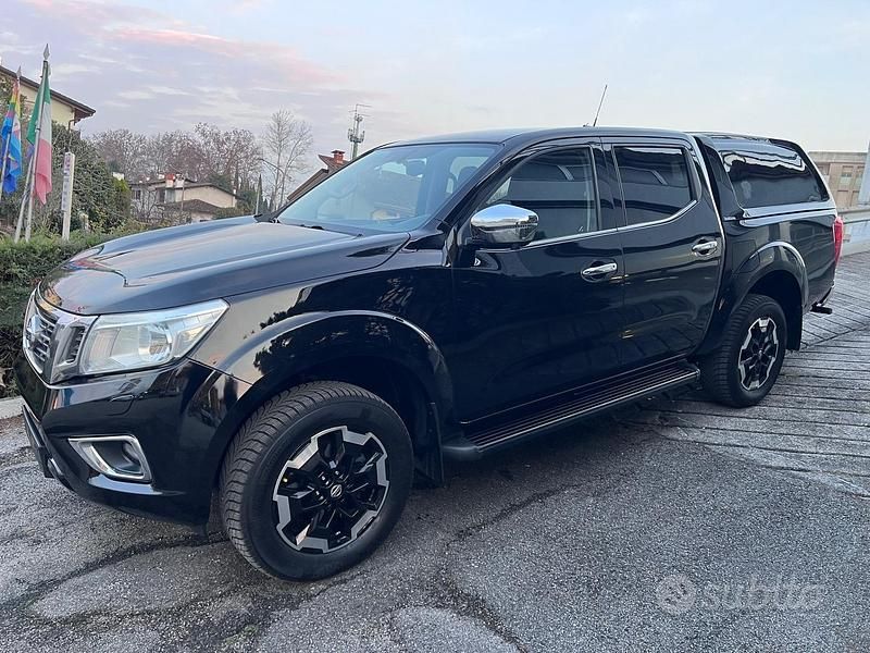 Usata Nissan Navara N-Connecta 163 CV (119 kW) 2019 Nero Pick-up