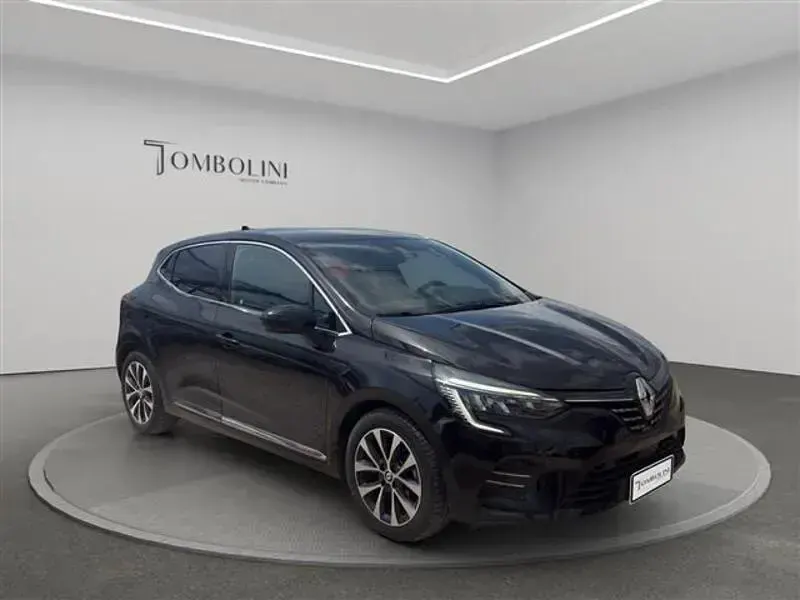 Usata Renault Clio Techno 145 CV (106 kW) 2023 Nero Utilitaria