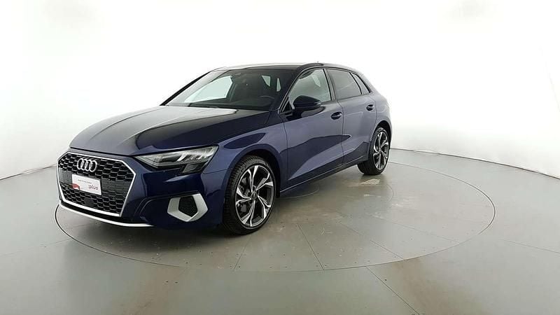 Usata Audi A3 Advanced 150 CV (110 kW) 2023 Blu navarra met Berlina