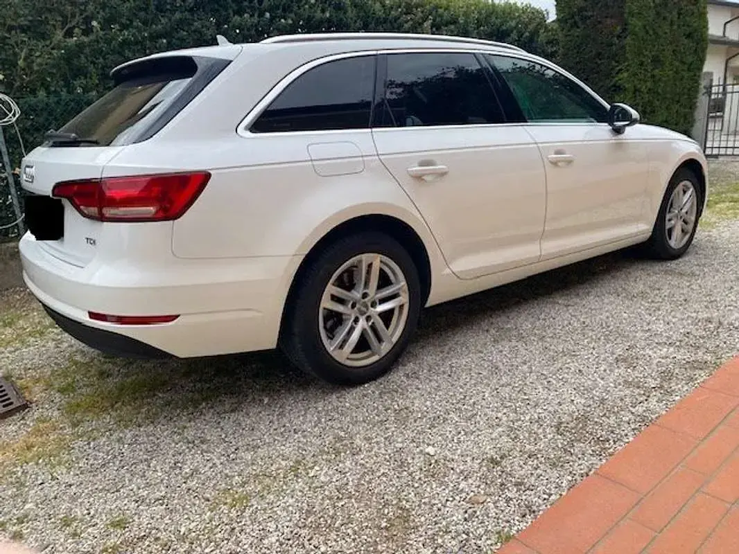 Occasion Audi A4 122 PK (89 kW) 2017 Wit Stationwagen