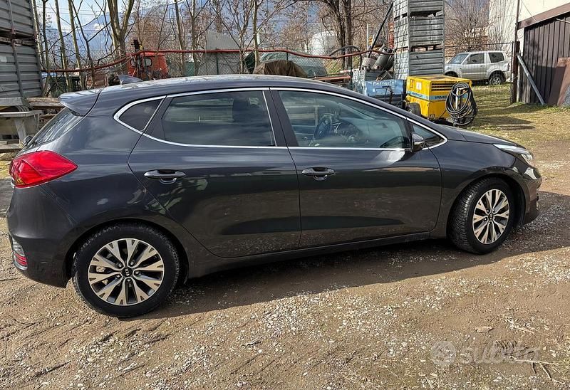 Usata Kia Ceed 2017 Grigio Utilitaria
