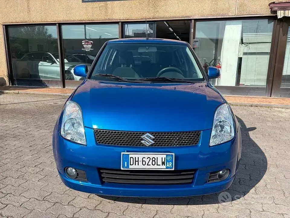 Usata Suzuki Swift GLX 69 CV (50 kW) 2007 Bluazzurro Utilitaria