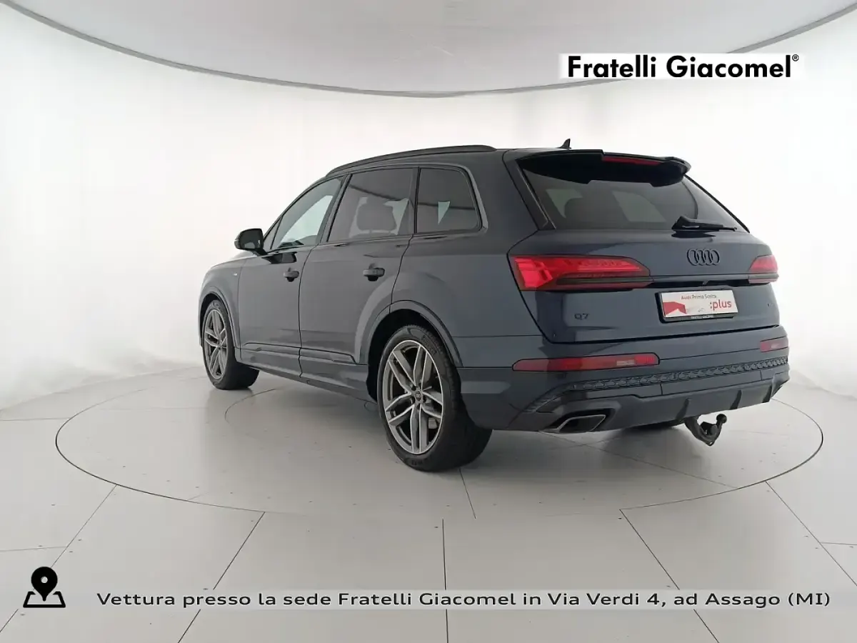 Begagnad Audi Q7 S-Line 286 HK (210 kW) 2025 Grå SUV