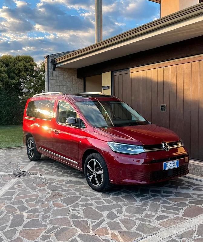 Usata 2021 VW Caddy Maxi Style Monovolume | 25.000 € (Molto cara) - Immagine 1/4