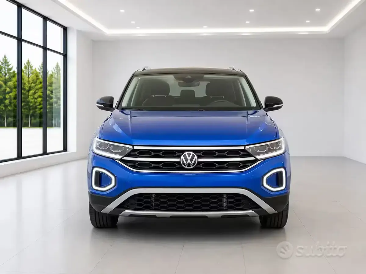 Usata VW T-Roc Style 110 CV (80 kW) 2021 Bluazzurro SUV